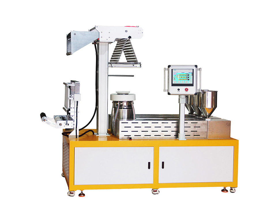 XH-430B-3 三層共擠吹膜機(jī)